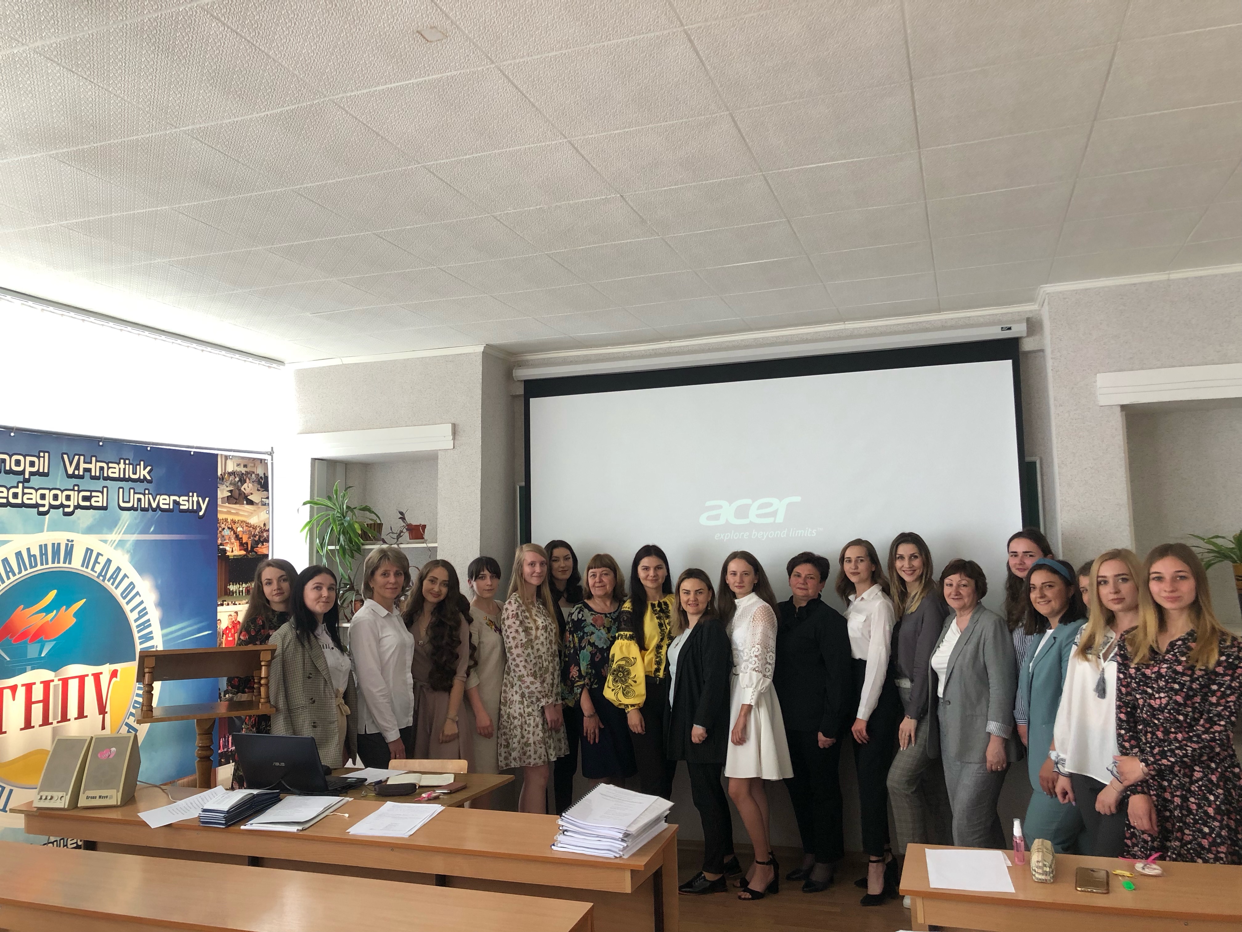 Дружня факультетська сім‘я!